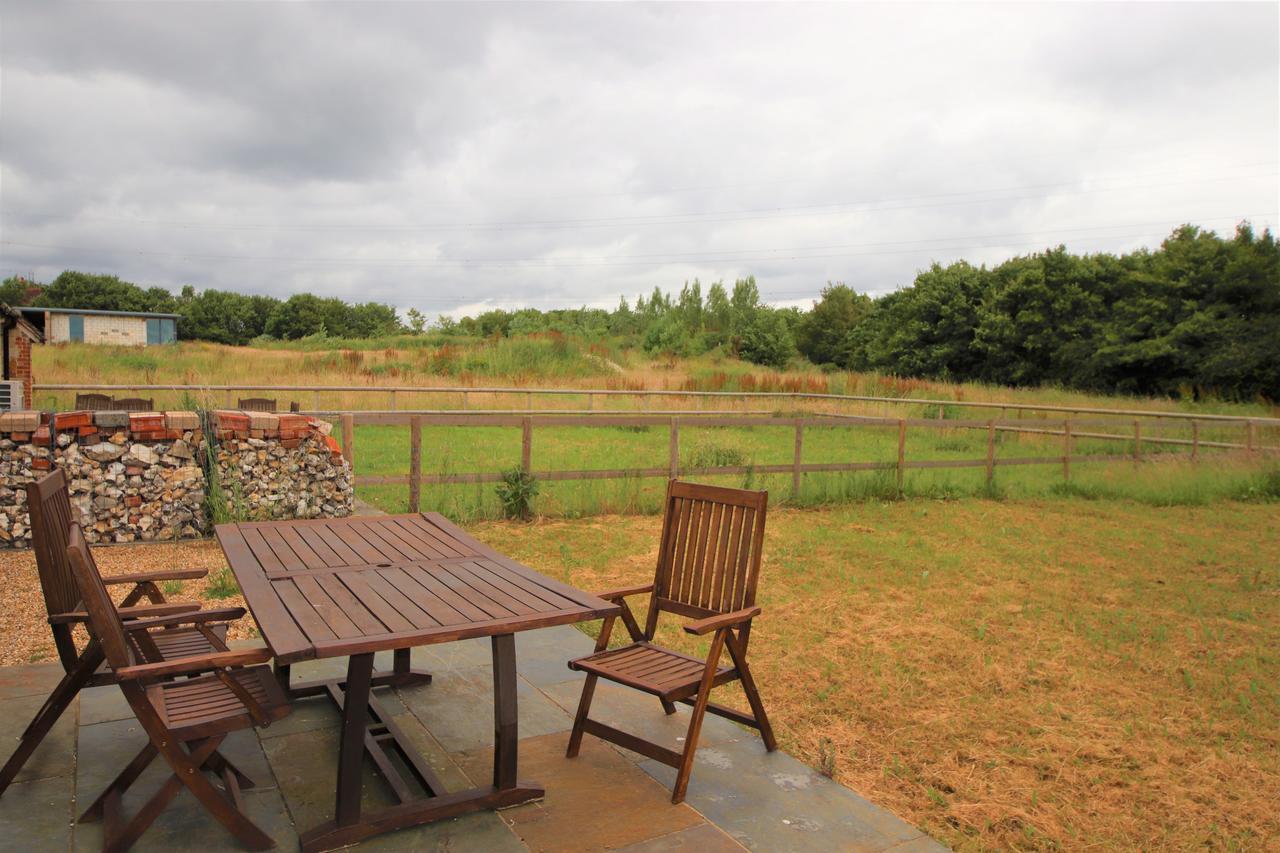South Cottage - Rural Gem In The Heart Of The Sussex Countryside Twineham 외부 사진
